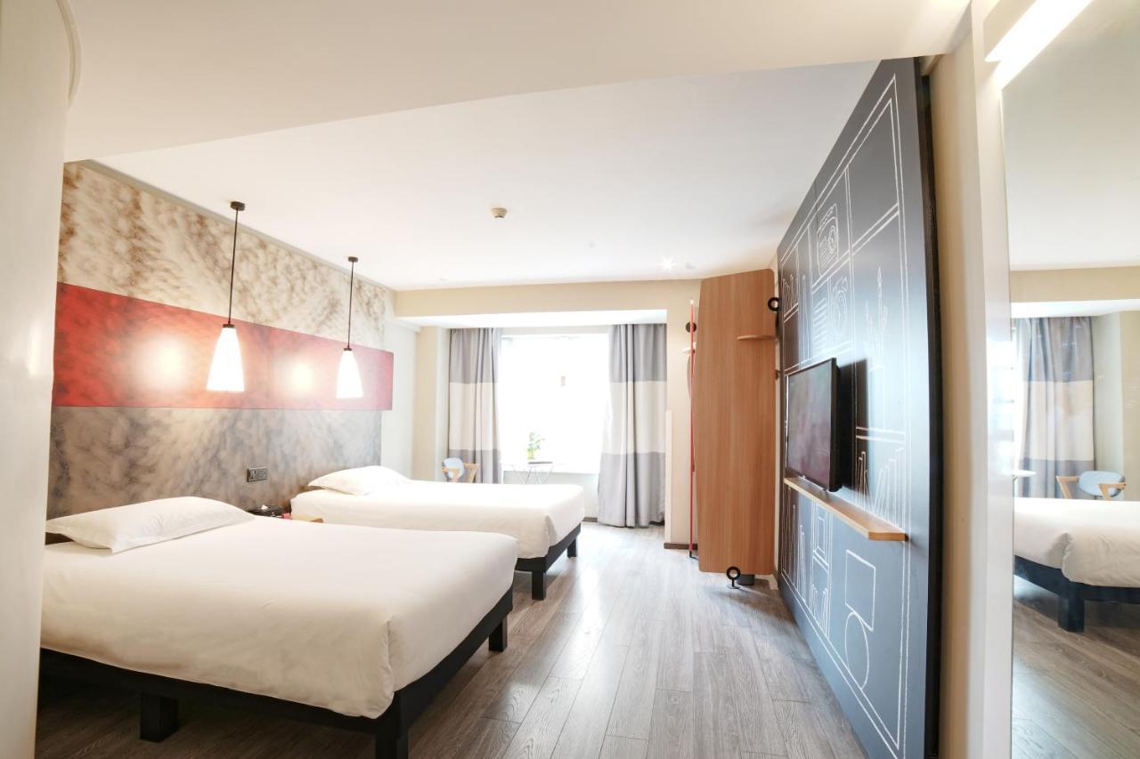 Ibis Chengdu West Jingcui Road Hotel Екстериор снимка