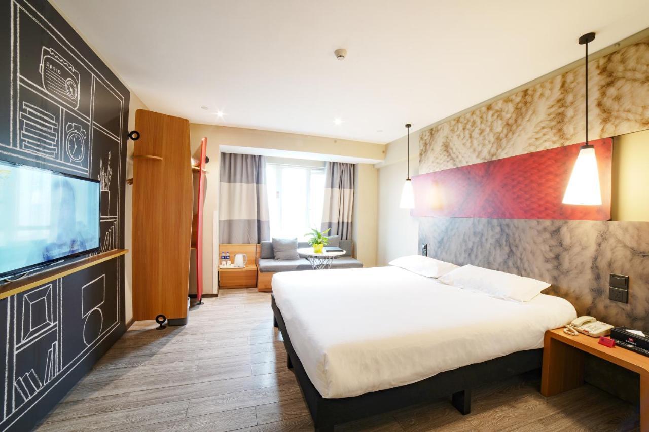 Ibis Chengdu West Jingcui Road Hotel Екстериор снимка